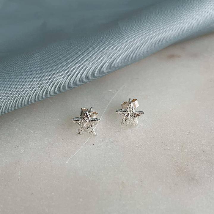 MOLTON ASHES BABY STAR STUDS